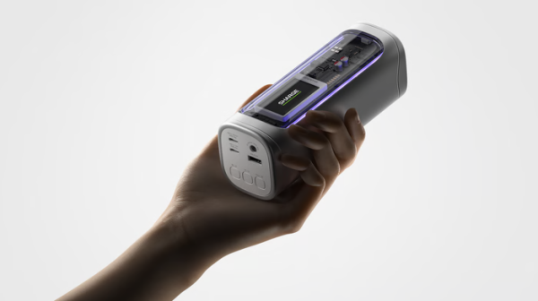 富腾优配 首款 300W 总功率充电宝，闪极 Shargeek 300 即将开启众筹
